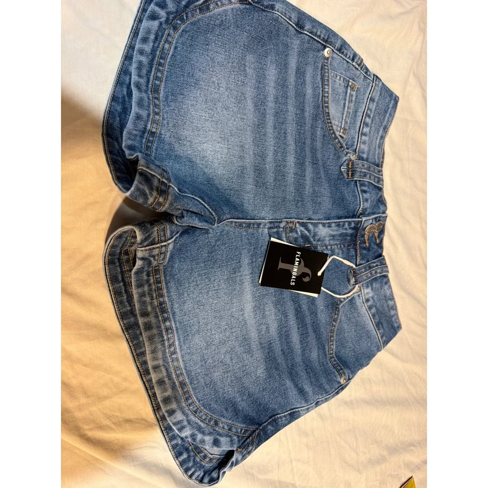 Flamingals Wash Split Studded Mid Waist Denim Shorts Blue XS 273132 XC